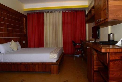 Mak Hotel Bangalore Esterno foto
